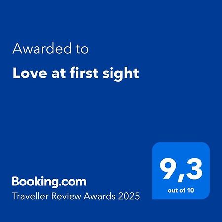 Love At First Sight ノート エクステリア 写真